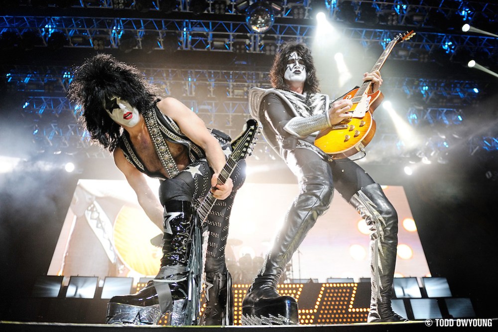 KISS performs on the Alive/35 World Tour 2009. (TODD OWYOUNG)